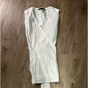 White House black market blouse